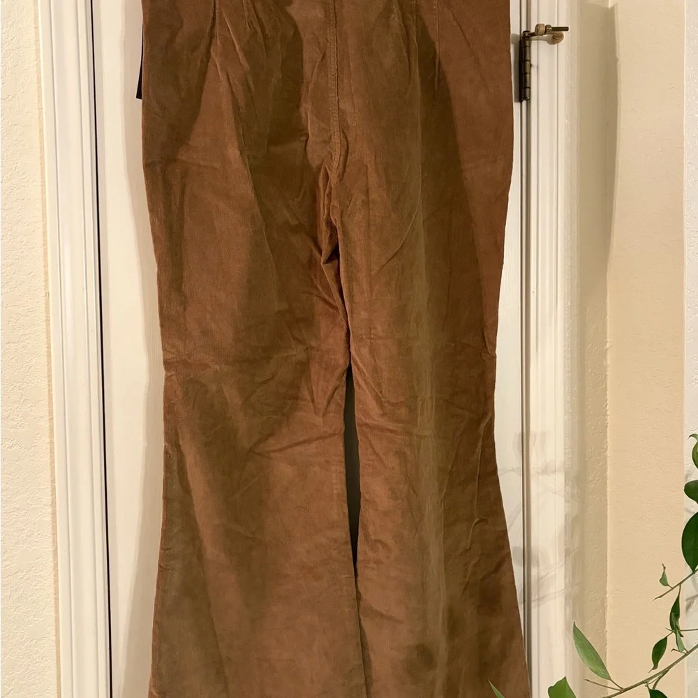 No Boundaries Brown Flare High-Rise Pants - Picture 4 of 12